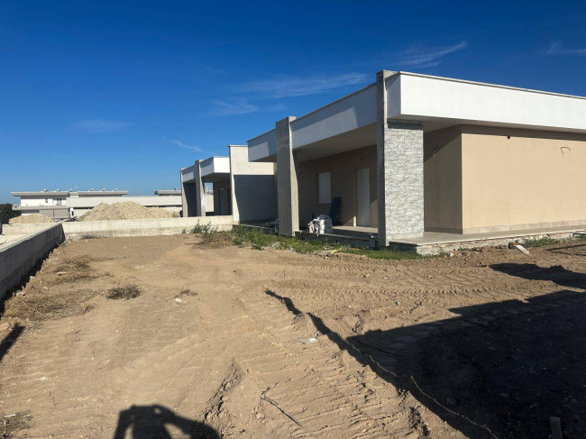 villa bifamiliare in vendita a Fiumicino