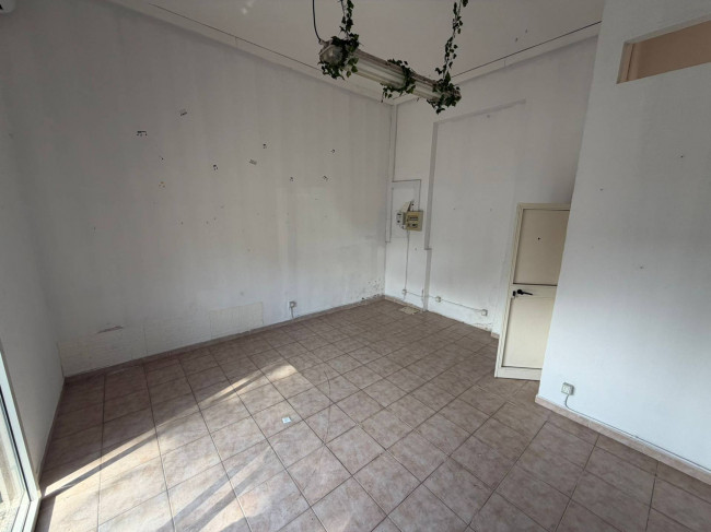 Locale commerciale in vendita a Roma