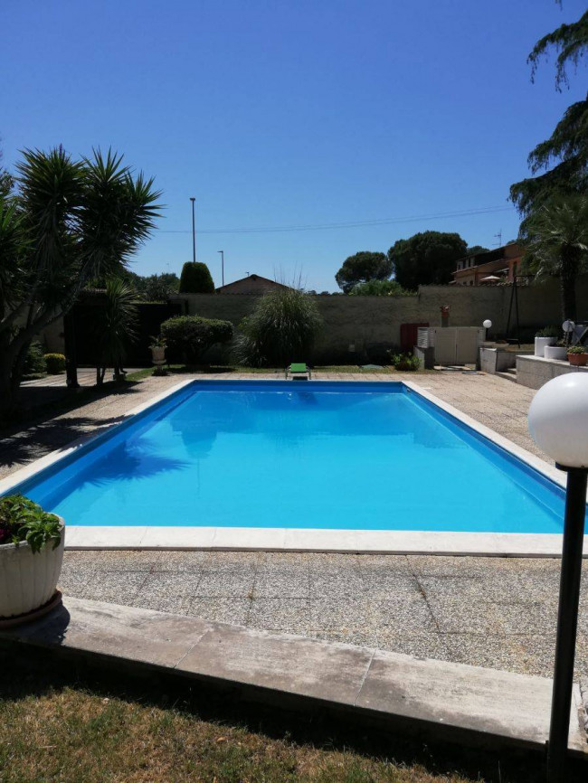 Villa in vendita a Fiumicino
