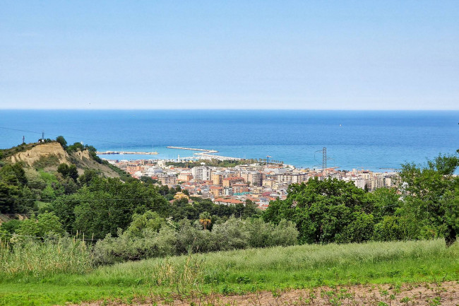 Rustico in vendita a San Benedetto Del Tronto (AP)