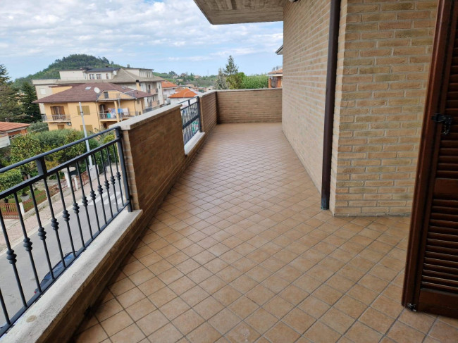 Appartamento in affitto a Folignano (AP)