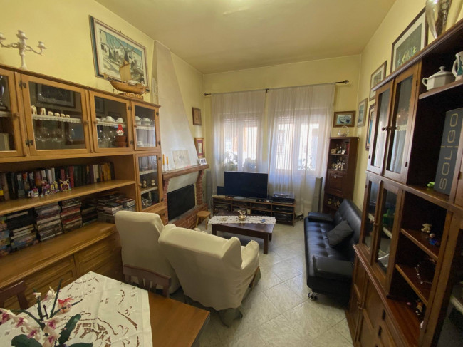 Casa indipendente in vendita a Darsena, Viareggio (LU)