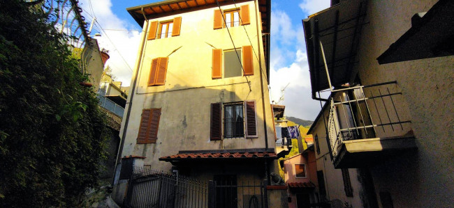 Casa indipendente in vendita a Camaiore