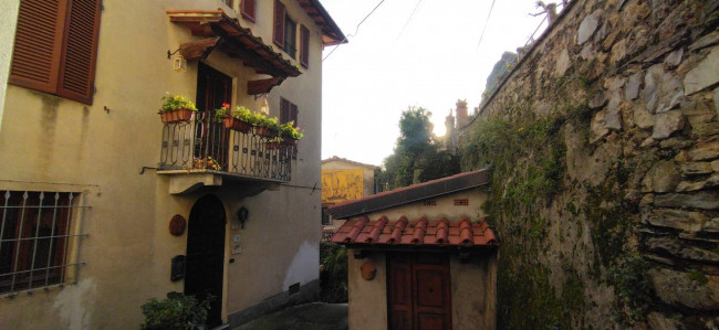 Casa indipendente in vendita a Camaiore