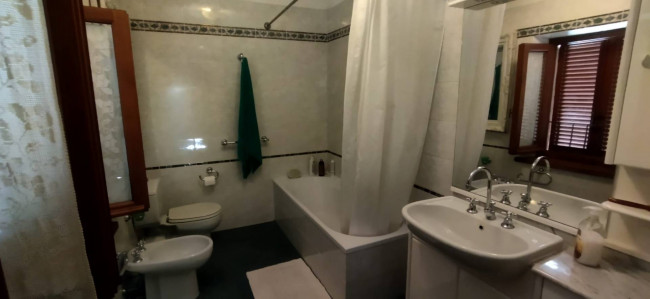 Casa indipendente in vendita a Camaiore