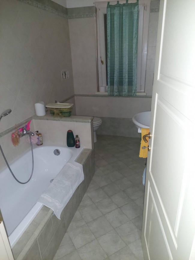 Villa bifamiliare in vendita a Camaiore