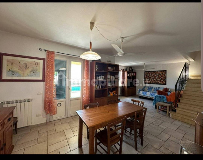 Villa bifamiliare in vendita a Camaiore