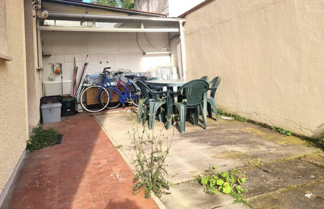 Appartamento piano terra in vendita a Viareggio