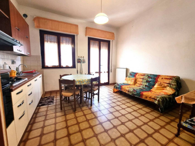 Appartamento piano terra in vendita a Viareggio