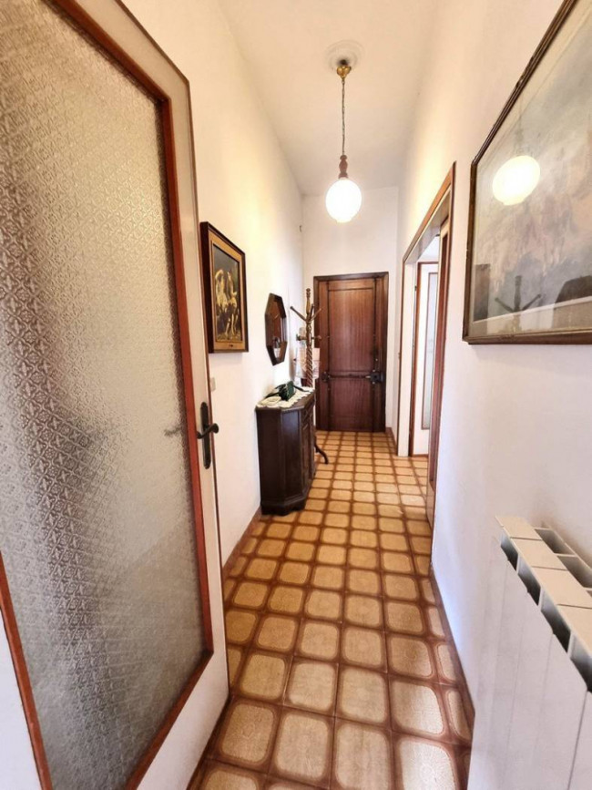Appartamento piano terra in vendita a Viareggio