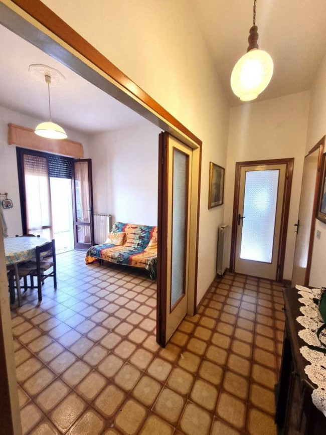 Appartamento piano terra in vendita a Viareggio