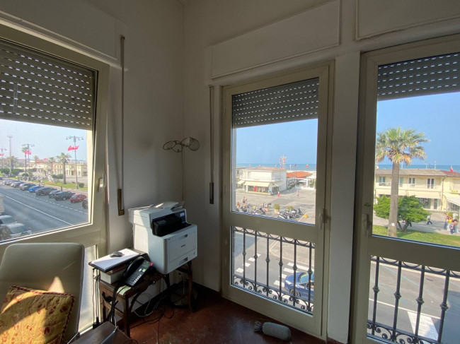 Appartamento in vendita a Viareggio