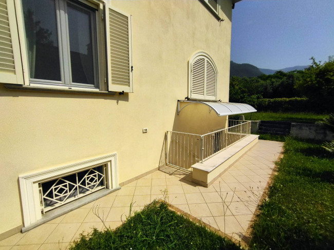 Villa Singola in vendita a Camaiore