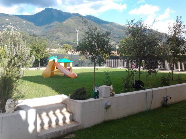 Villa Singola in vendita a Camaiore