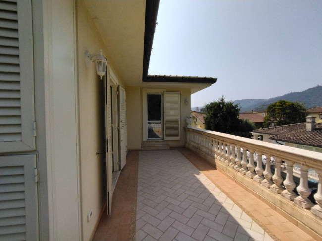 Villa Singola in vendita a Camaiore