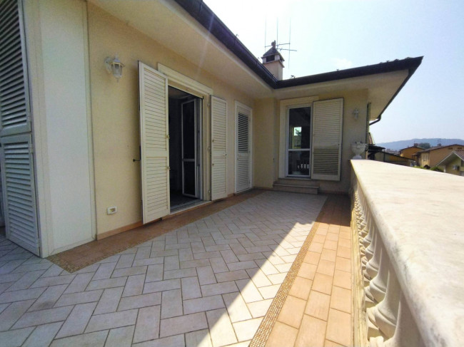 Villa Singola in vendita a Camaiore