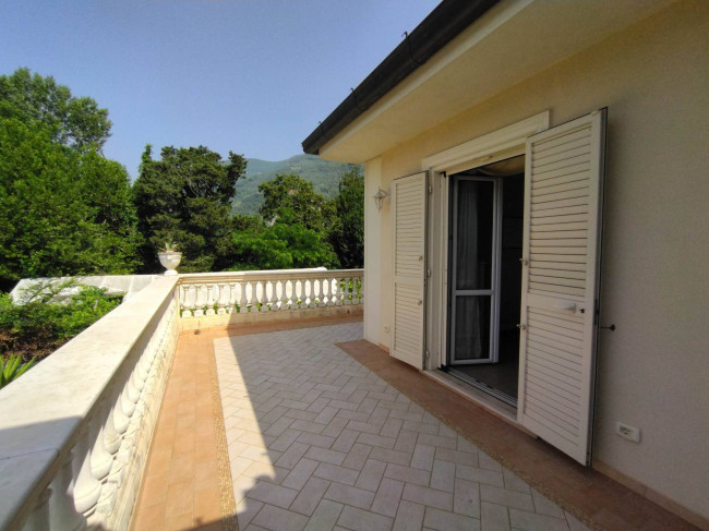 Villa Singola in vendita a Camaiore
