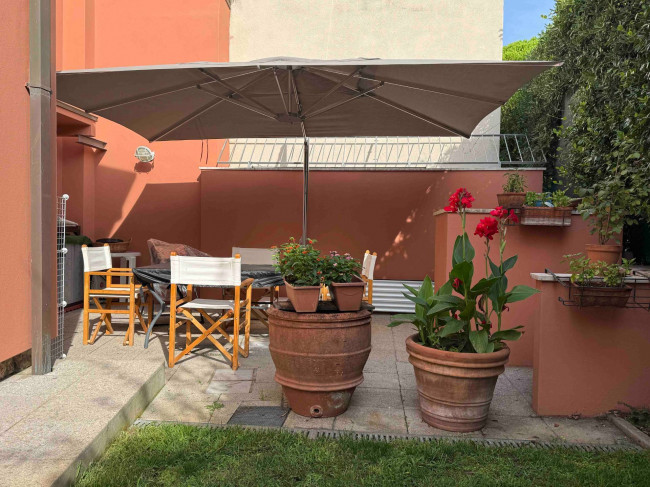 Villetta bifamiliare in vendita a Camaiore
