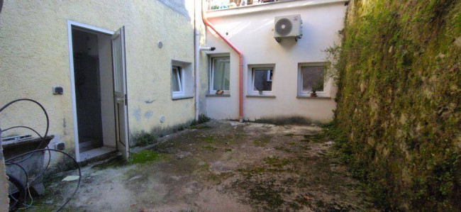 Appartamento piano terra in vendita a Camaiore