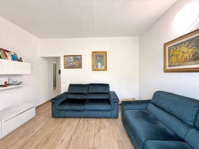 Villa bifamiliare in vendita a Camaiore