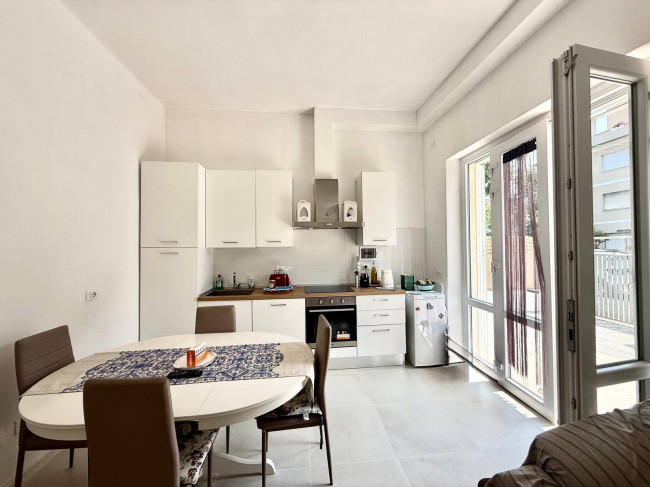 Villa bifamiliare in vendita a Camaiore