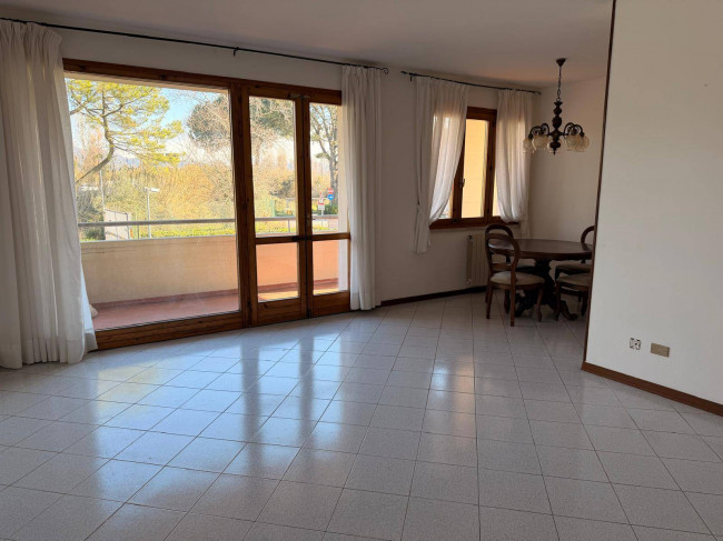 Appartamento in vendita a Viareggio