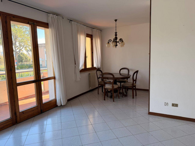 Appartamento in vendita a Viareggio