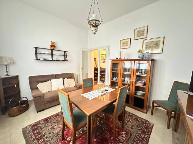 Appartamento piano terra in vendita a Viareggio