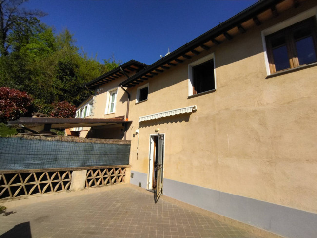 Villette a schiera in vendita a Camaiore