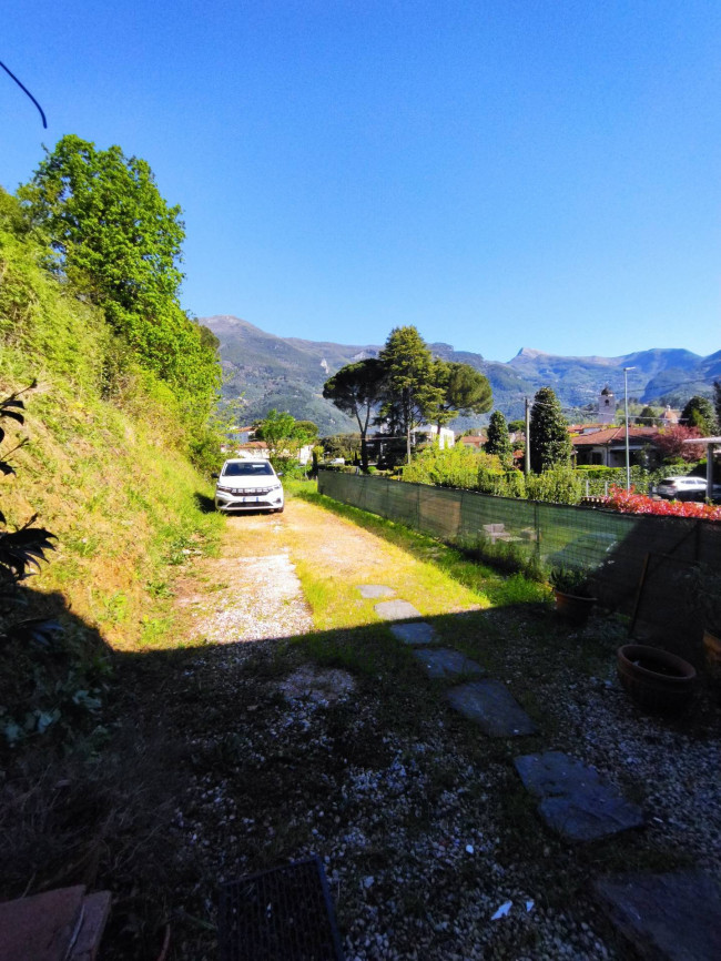 Villette a schiera in vendita a Camaiore