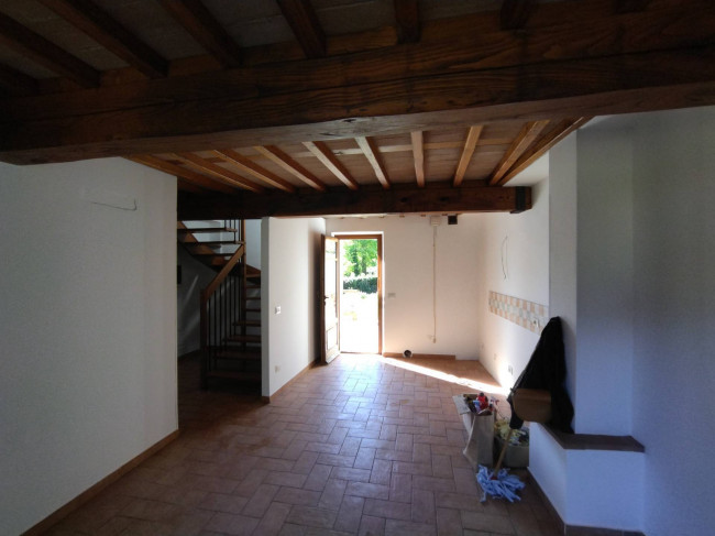 Villette a schiera in vendita a Camaiore