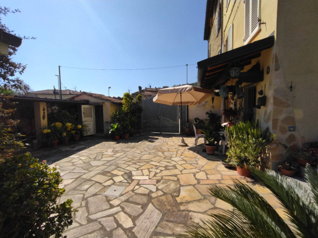 Casa indipendente in vendita a Camaiore