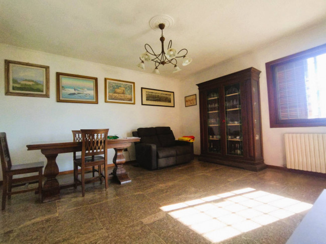 Villa Singola in vendita a Camaiore