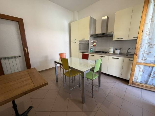 Appartamento piano terra in vendita a Viareggio