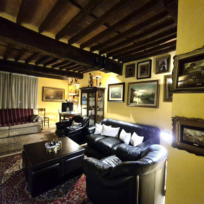 Appartamento in vendita a Camaiore