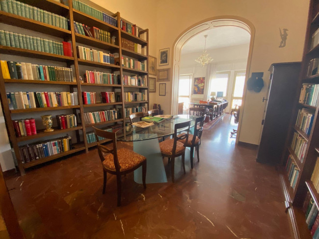 Appartamento in vendita a Viareggio