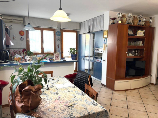 Appartamento piano terra in vendita a Viareggio