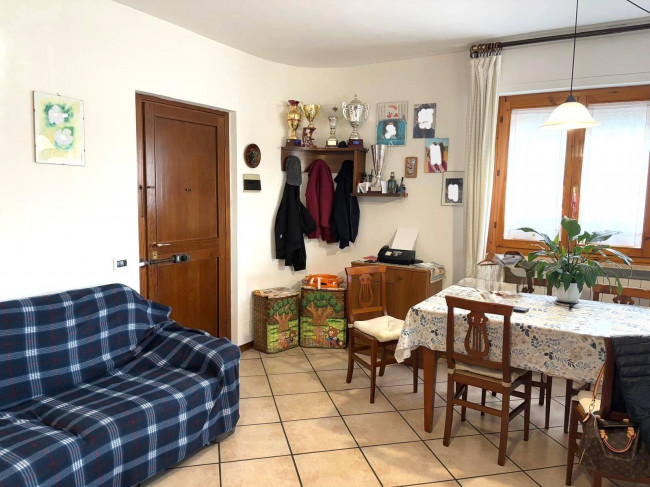 Appartamento piano terra in vendita a Viareggio