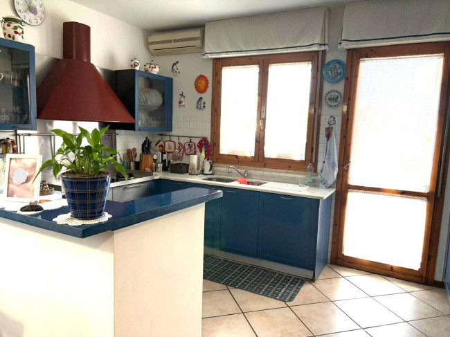 Appartamento piano terra in vendita a Viareggio