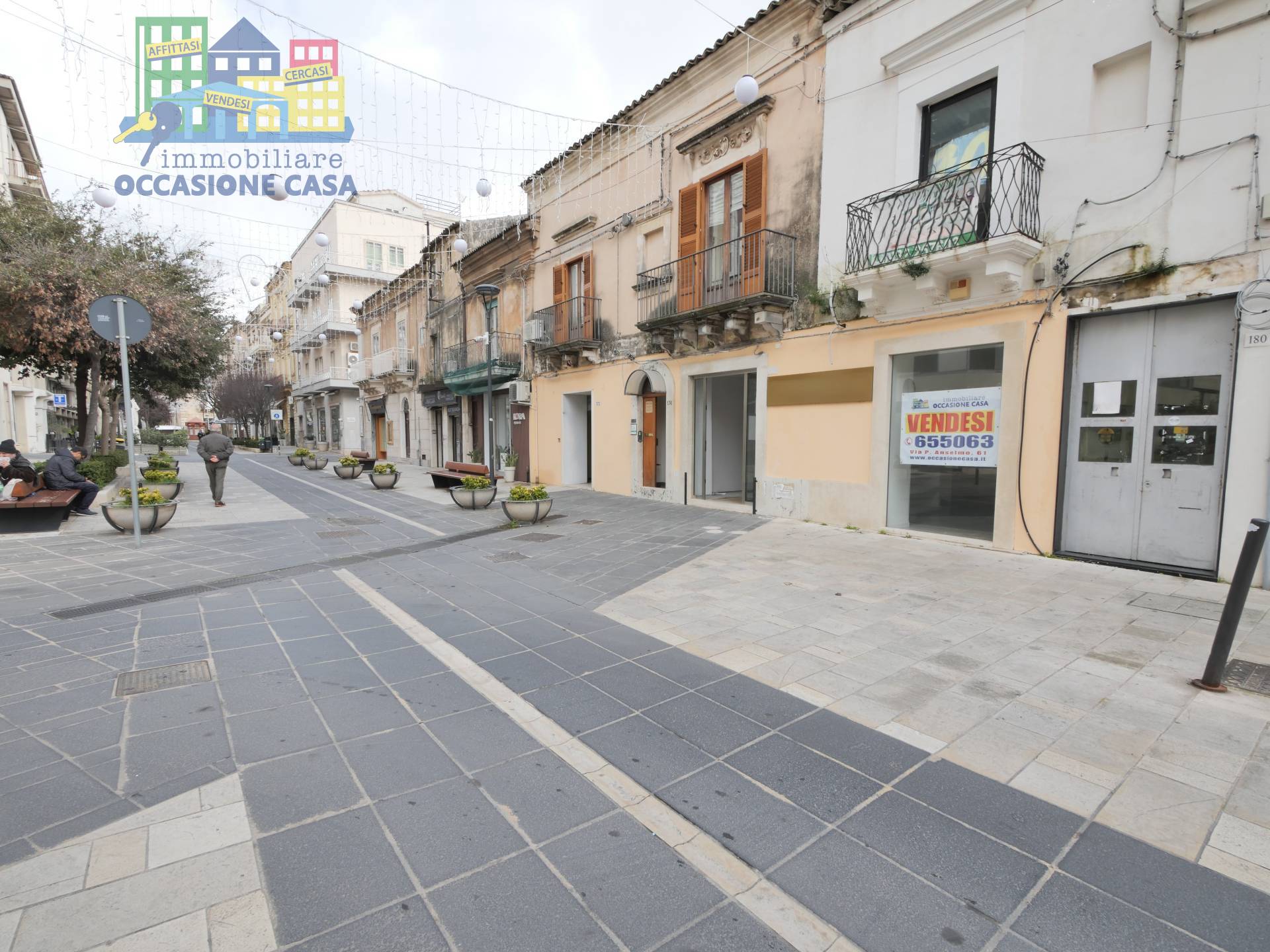 Locale commerciale in vendita a Ragusa