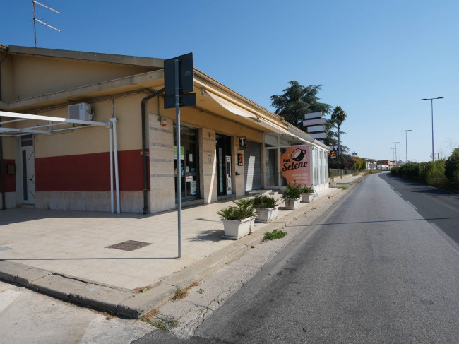 Attività commerciale in vendita a Ragusa