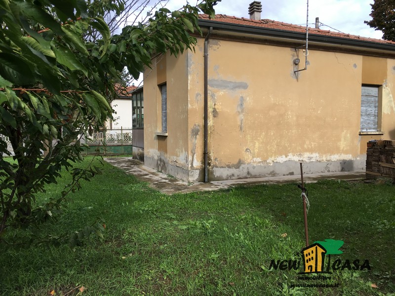 Casa indipendente in vendita a Castiglione, Cervia (RA)