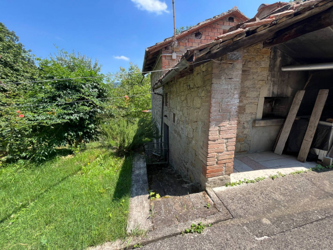 Casa indipendente in vendita a Frassineti, Pavullo Nel Frignano (MO)