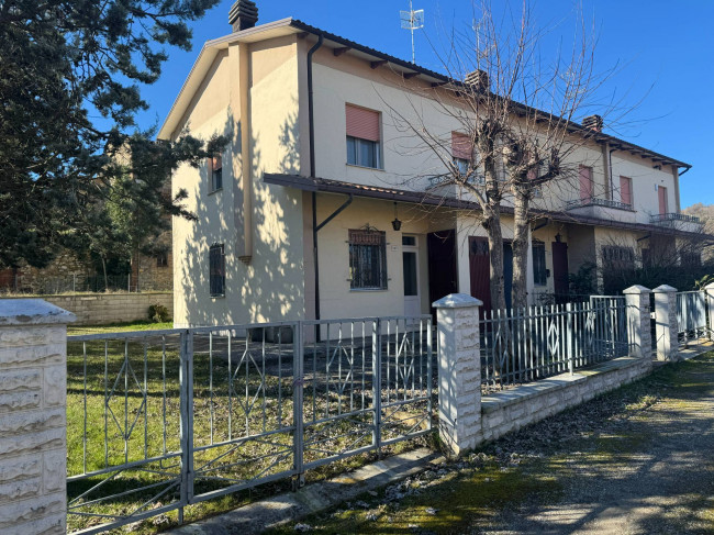 Villetta a schiera a Serramazzoni