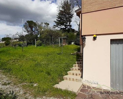 Villa in vendita a Corinaldo (AN)