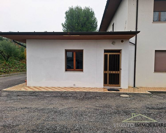 Appartamento ingresso indipendente in Vendita a Ostra