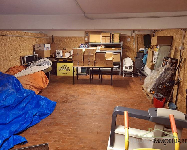 Magazzino in Vendita a Senigallia