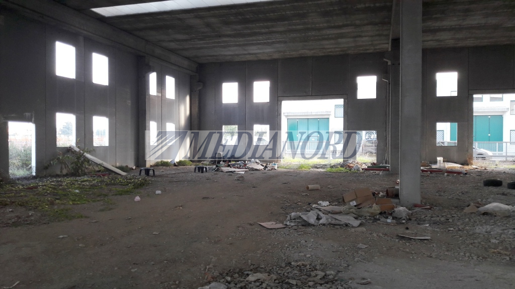 Capannone Industriale in Vendita - Foto 2