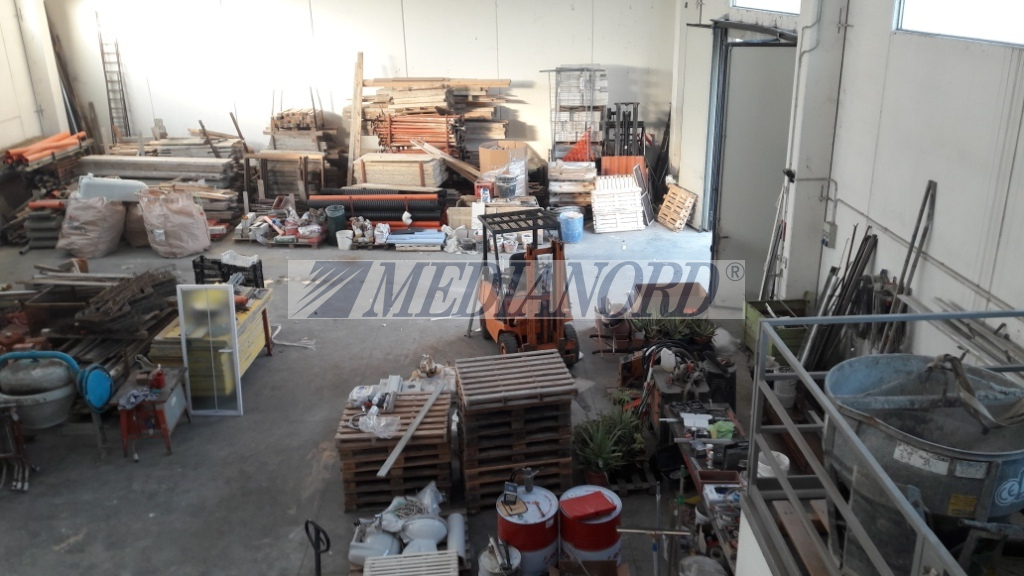 Capannone Industriale in Vendita - Foto 2