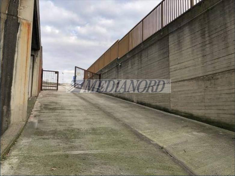 Capannone Commerciale in Vendita - Foto 6